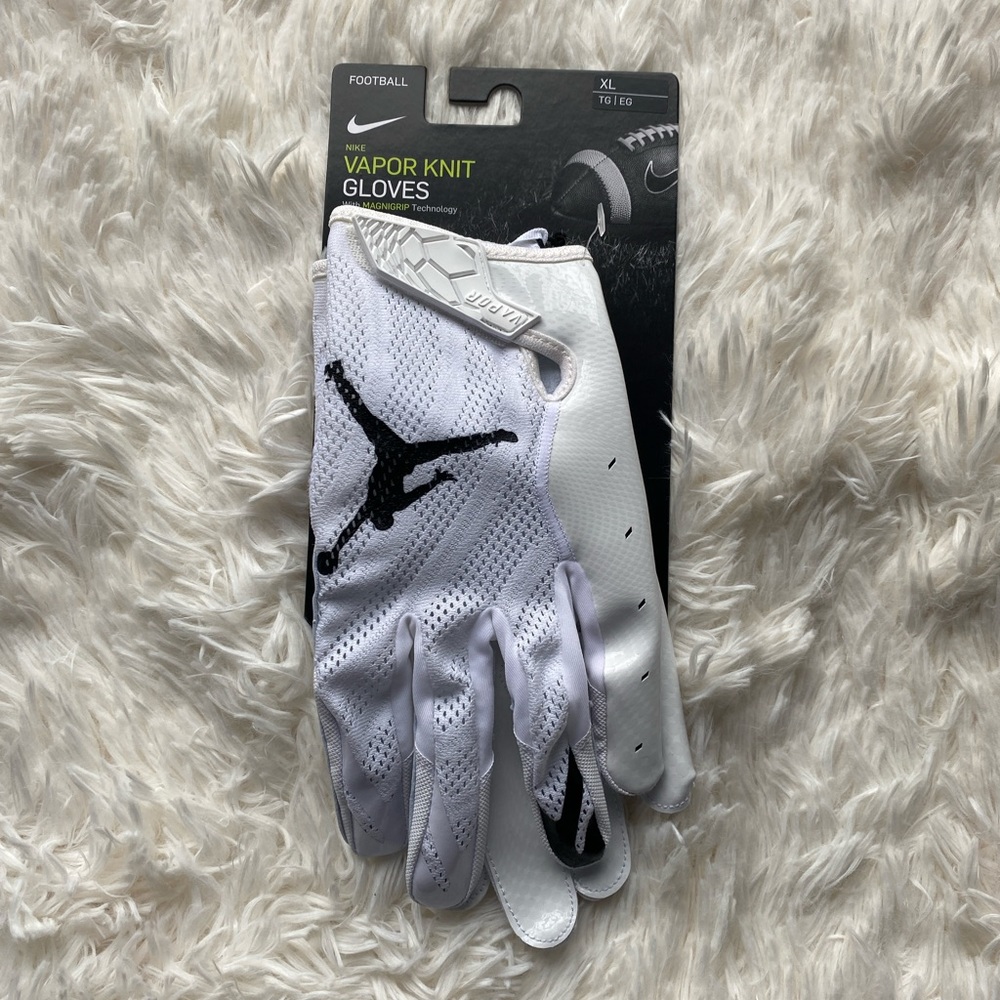 Nike Air Jordan Vapor Knit 3.0 Sticky Grip Football Gloves CJ9849-102 XL New